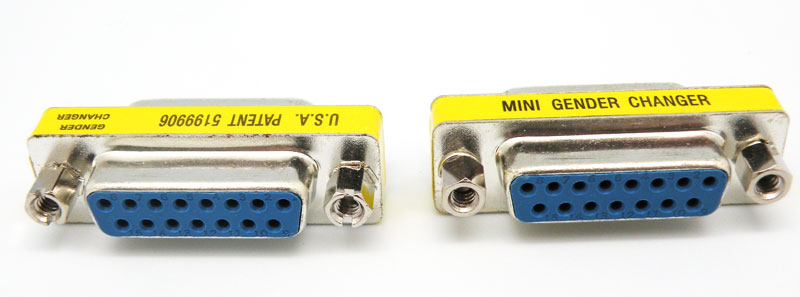 Adaptador Compacto Sub-d 15 Pines Hembra A Hembra