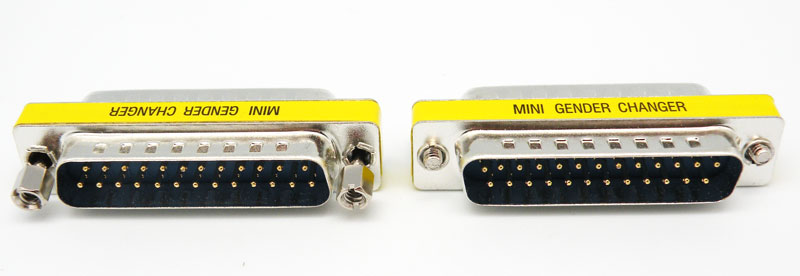 Adaptador Compacto Sub-d 25 Pines Macho A Macho