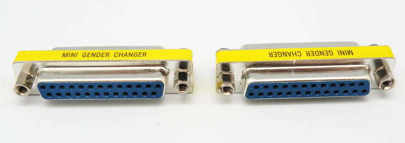 Adaptador Compacto Sub-d 25 Pines Hembra A Hembra